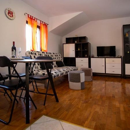 Apartment Kika Pula Extérieur photo