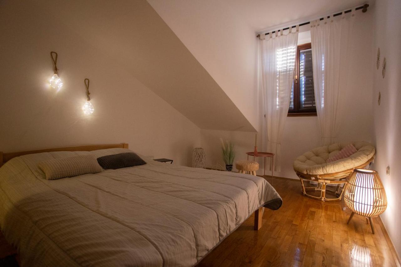 Apartment Kika Pula Extérieur photo