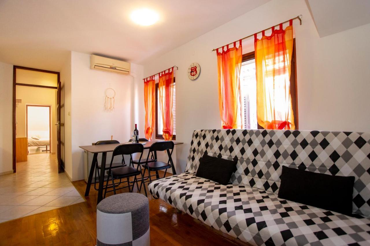 Apartment Kika Pula Extérieur photo