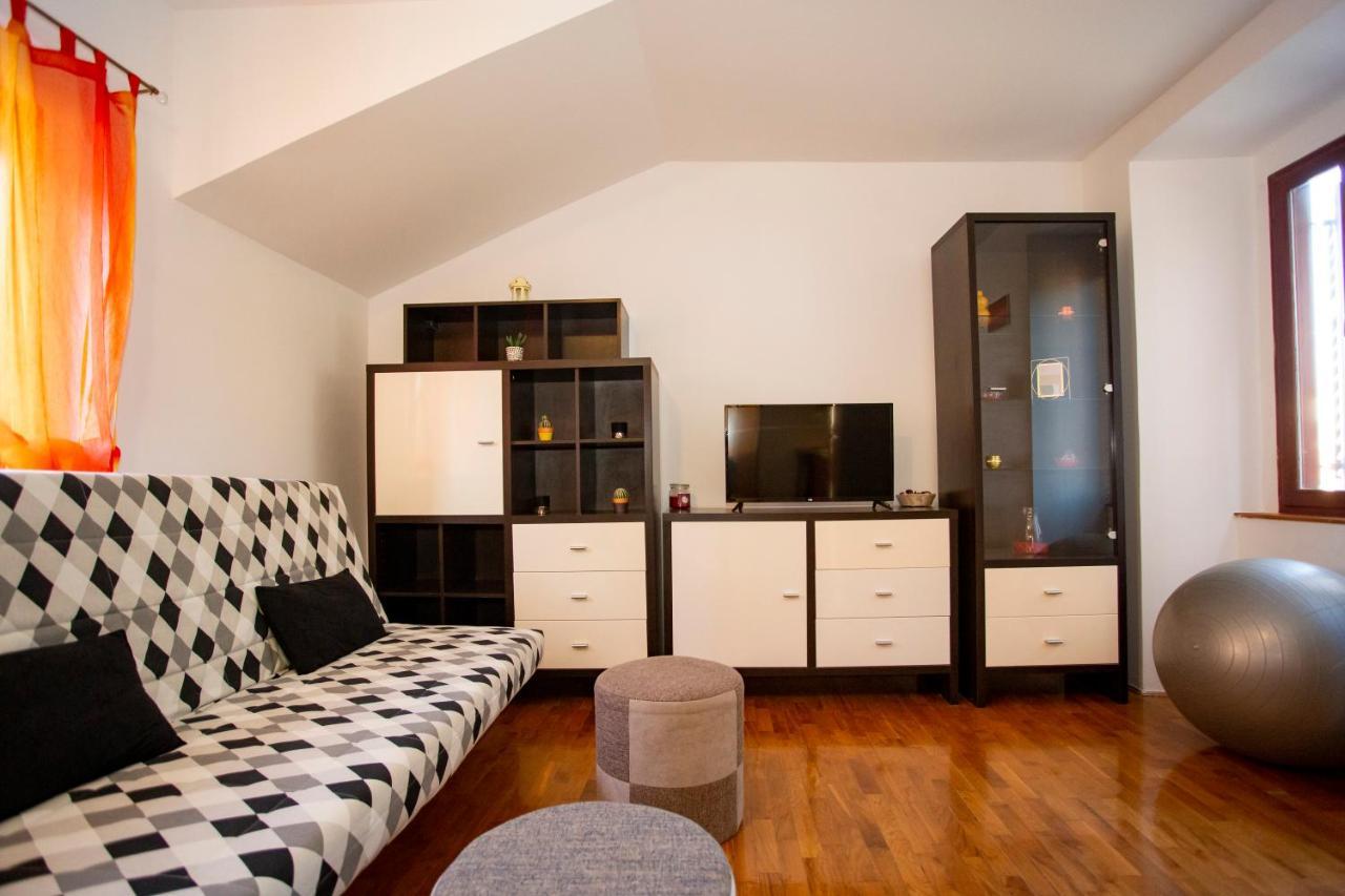 Apartment Kika Pula Extérieur photo